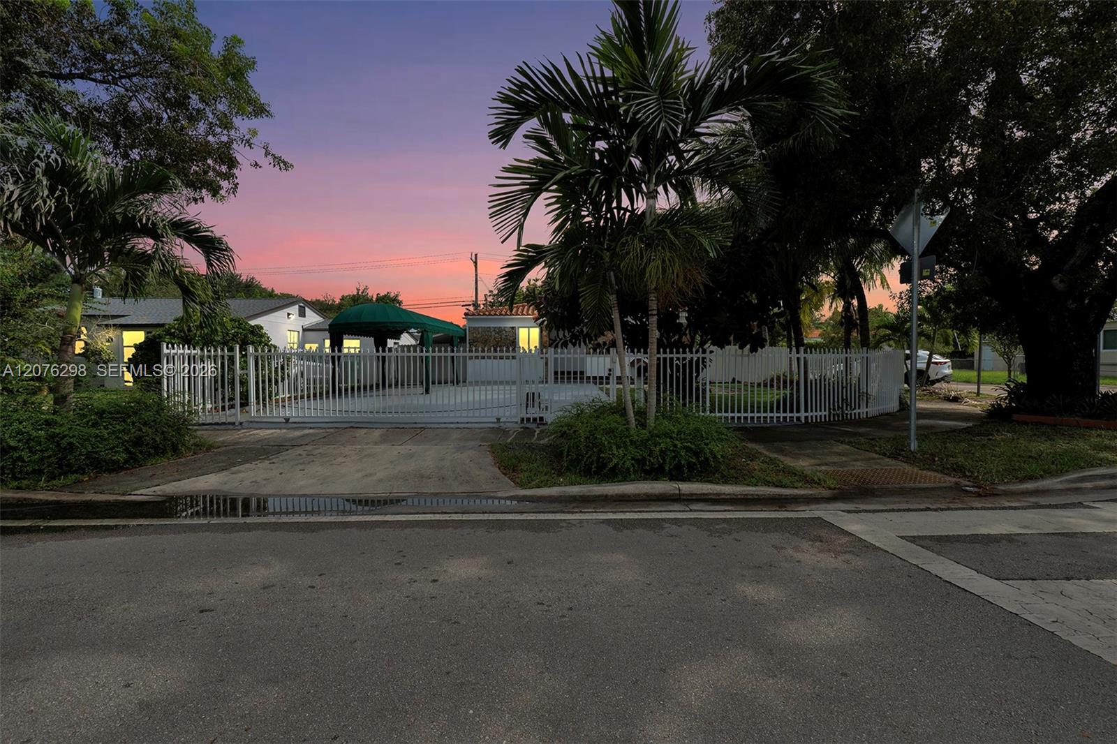 A12076298 Property Photo 1