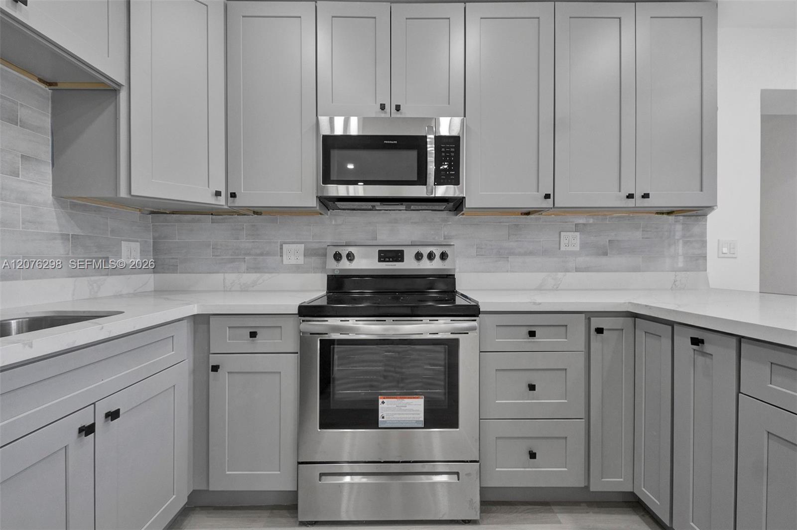 A12076298 Property Photo 5
