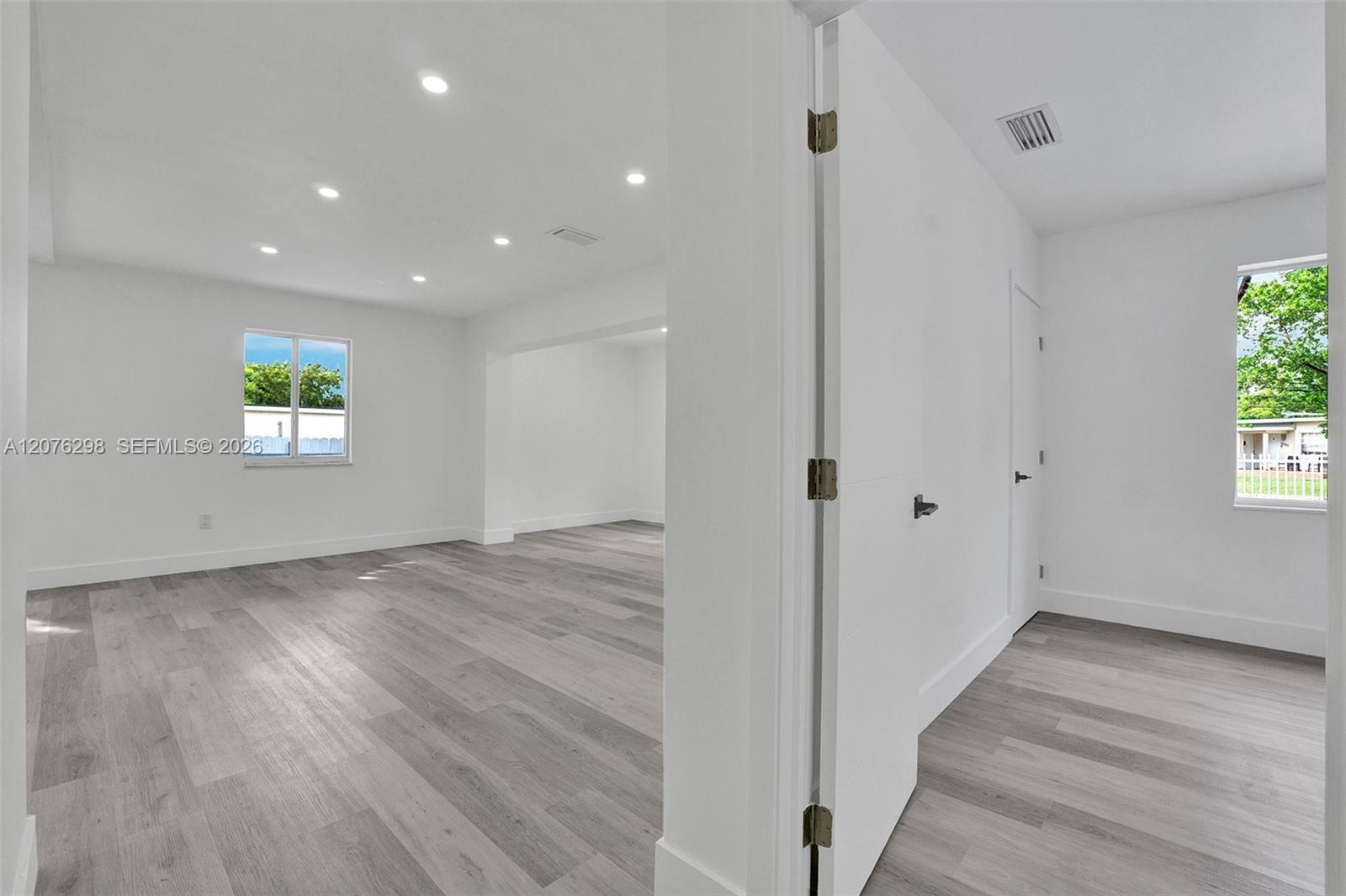 A12076298 Property Photo 22