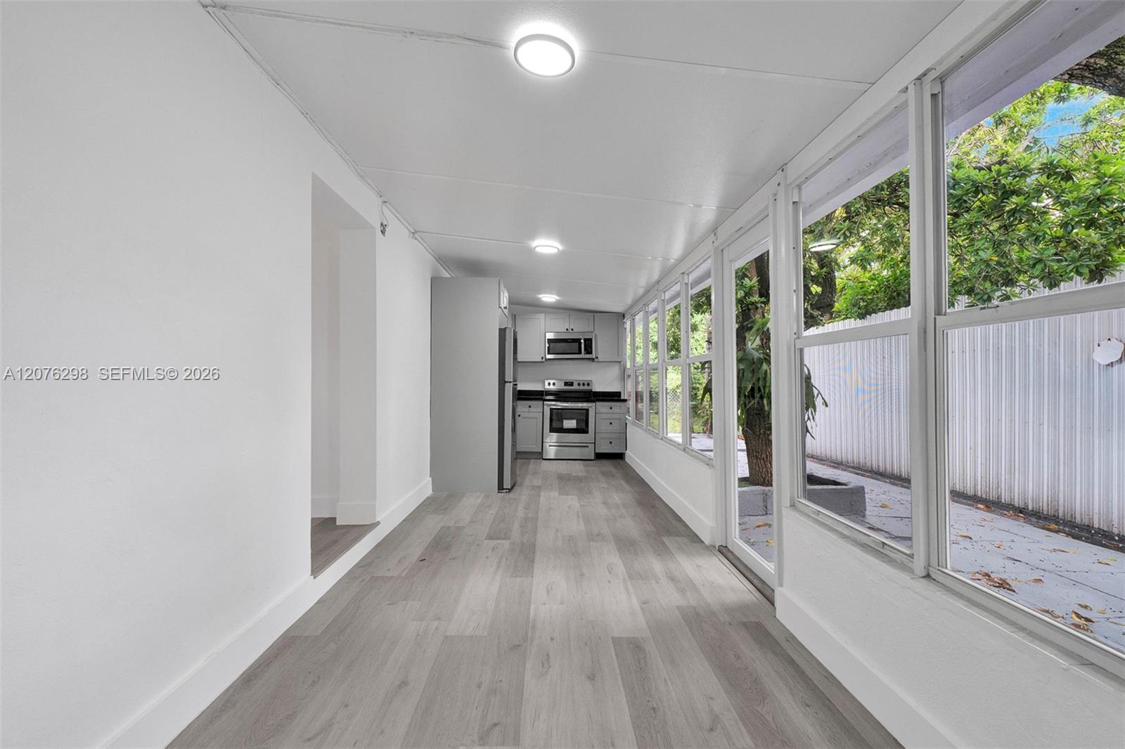 A12076298 Property Photo 25