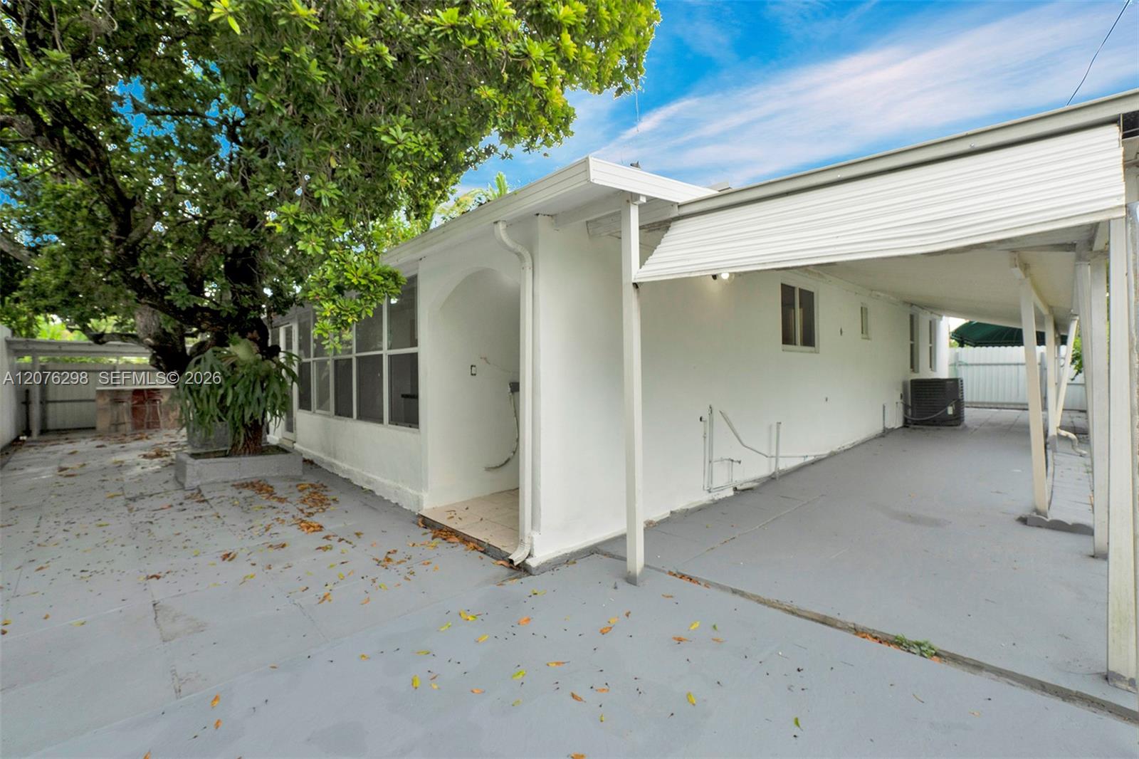 A12076298 Property Photo 28