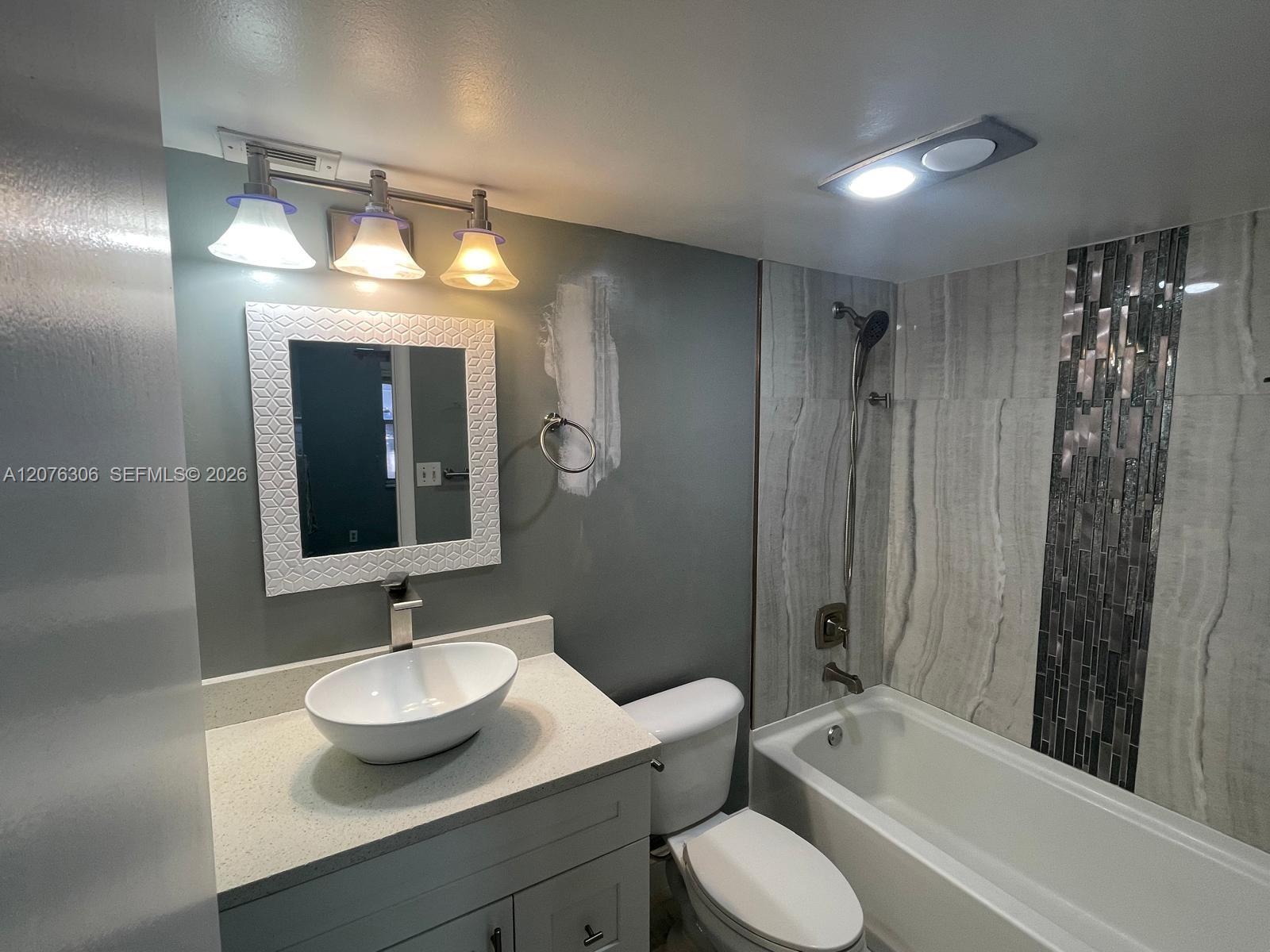 3280 Spanish Moss Terrace 103 Property Photo 12