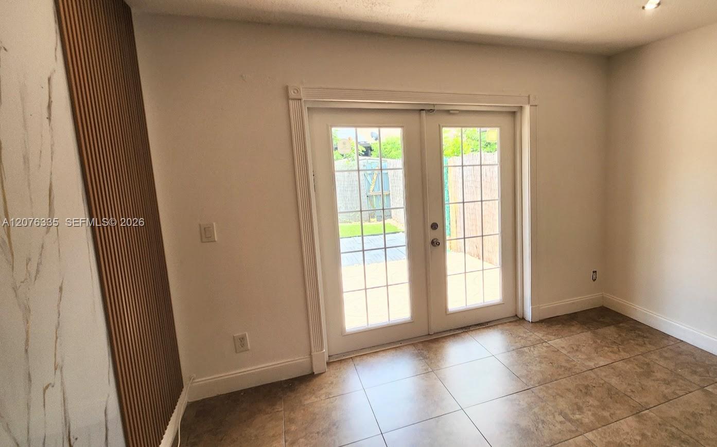 A12076335 Property Photo 11