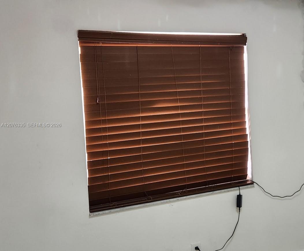 A12076335 Property Photo 15