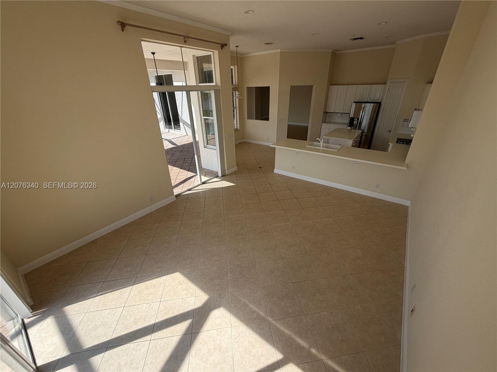 7635 Ironhorse Boulevard Property Photo 12