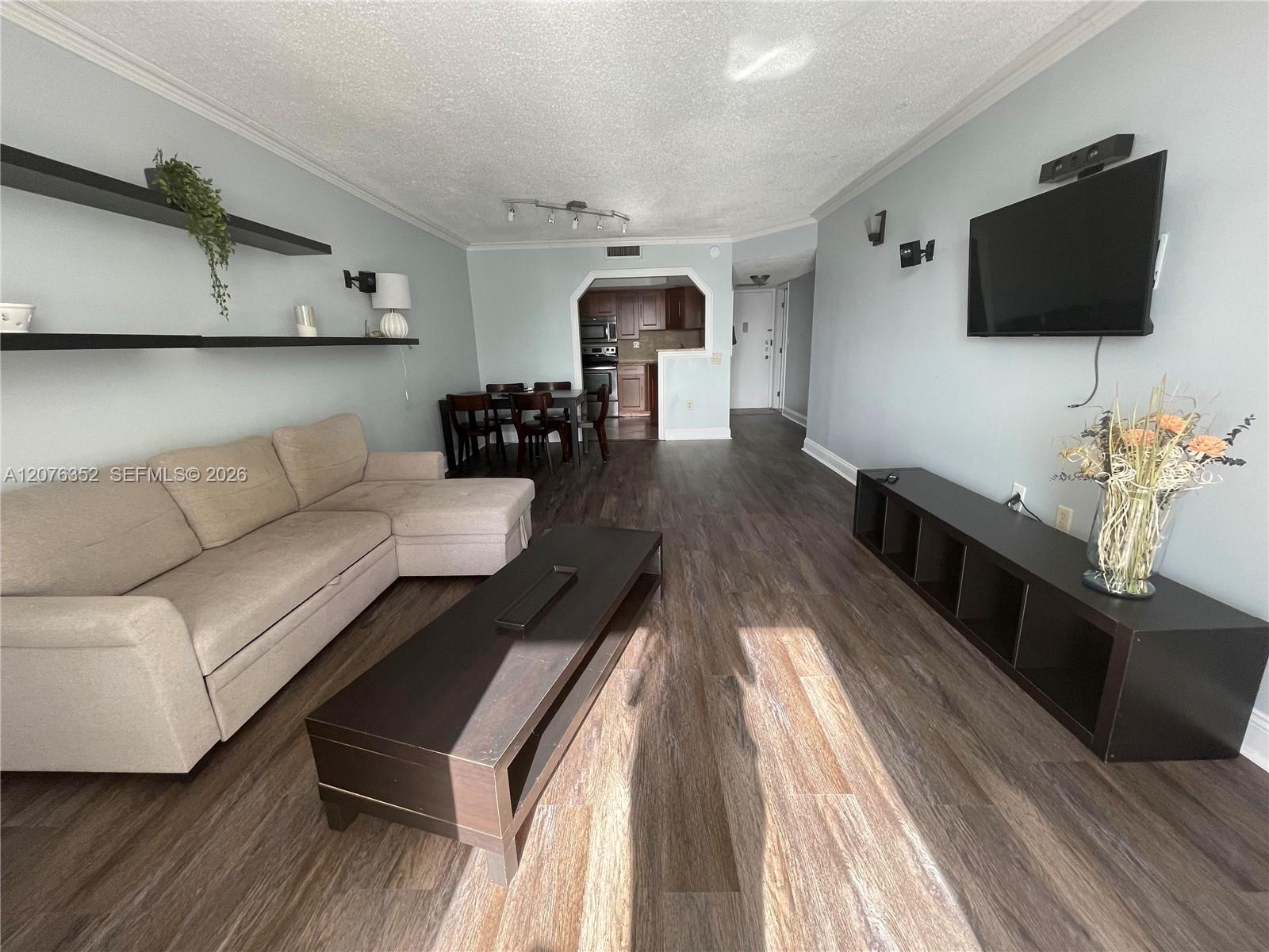 A12076352 Property Photo 5