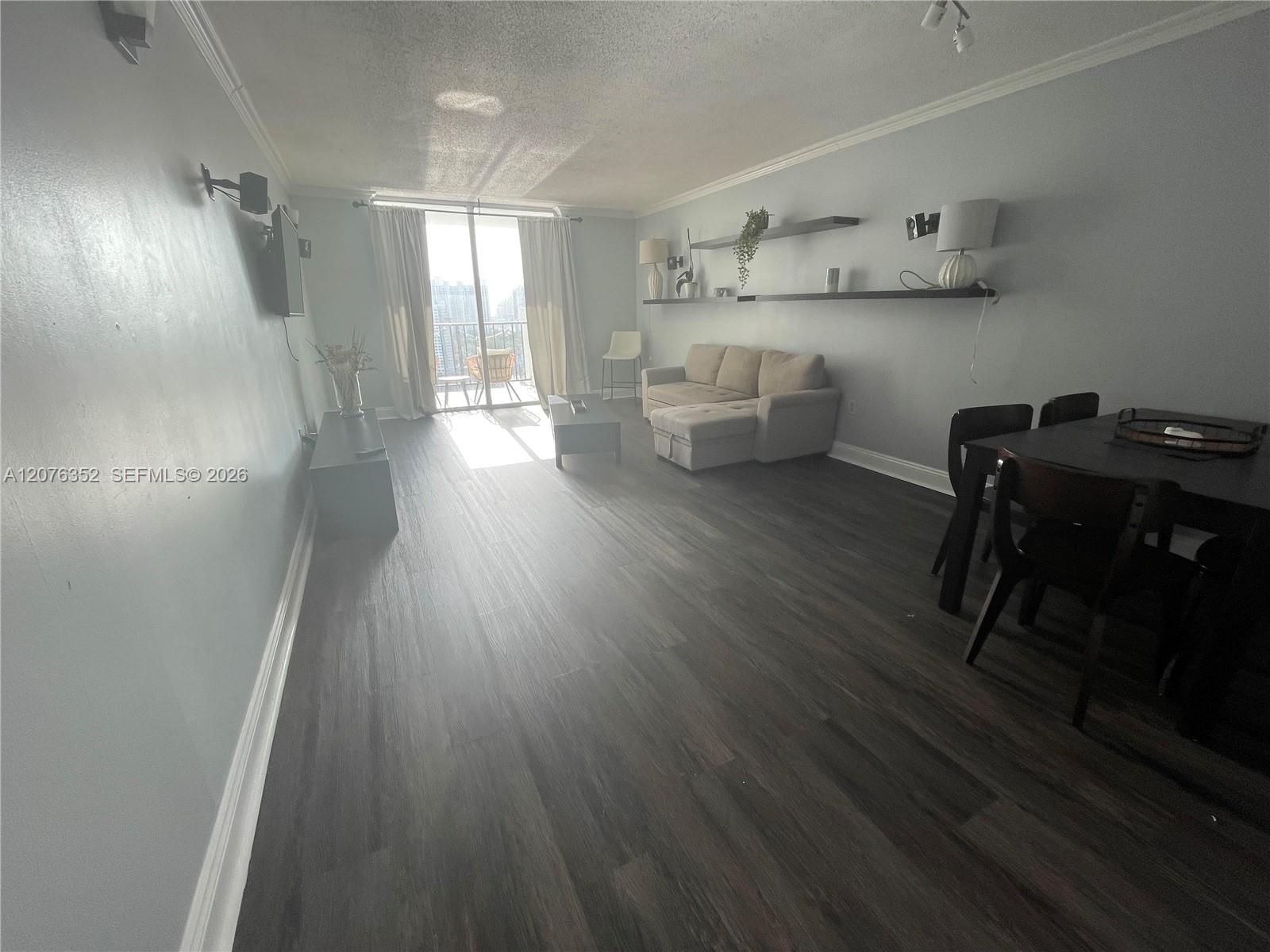A12076352 Property Photo 6