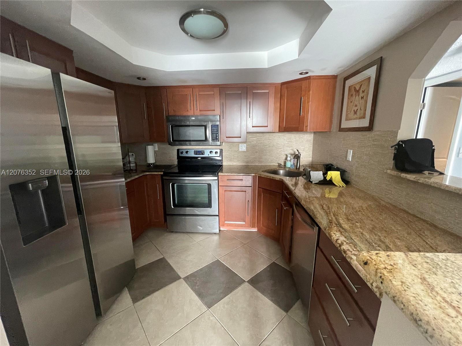 A12076352 Property Photo 9
