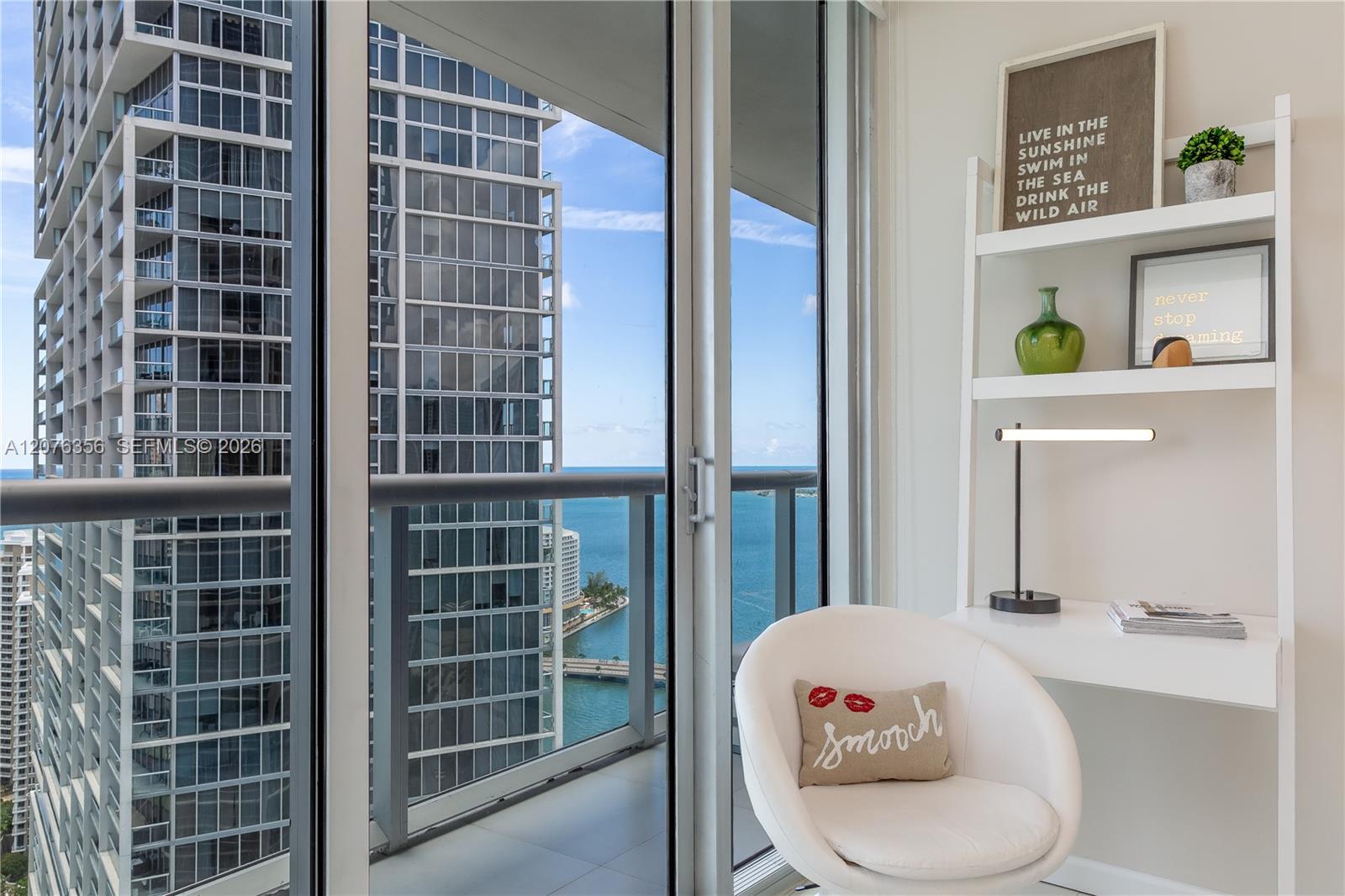 485 Brickell Avenue 3410 Property Photo 13