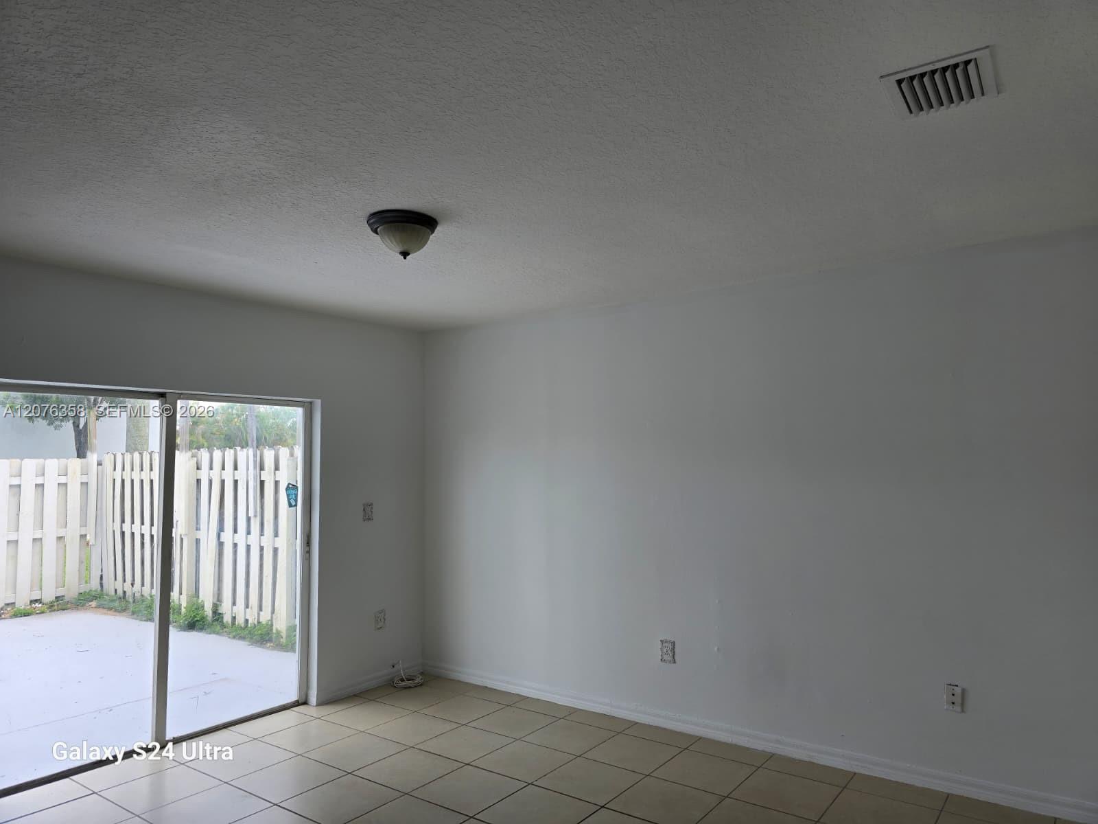 13658 Sw 142nd Terrace Property Photo 11