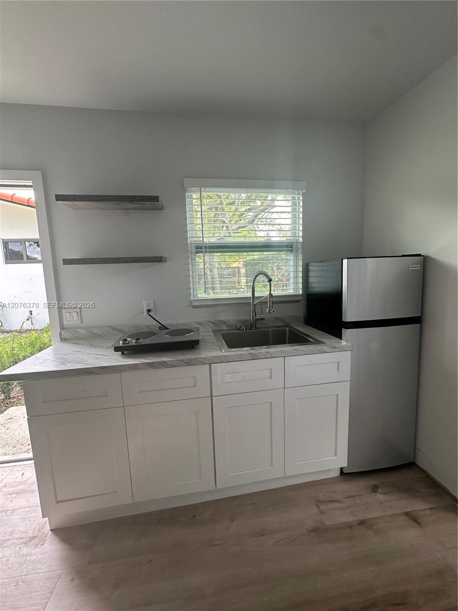 A12076378 Property Photo 5