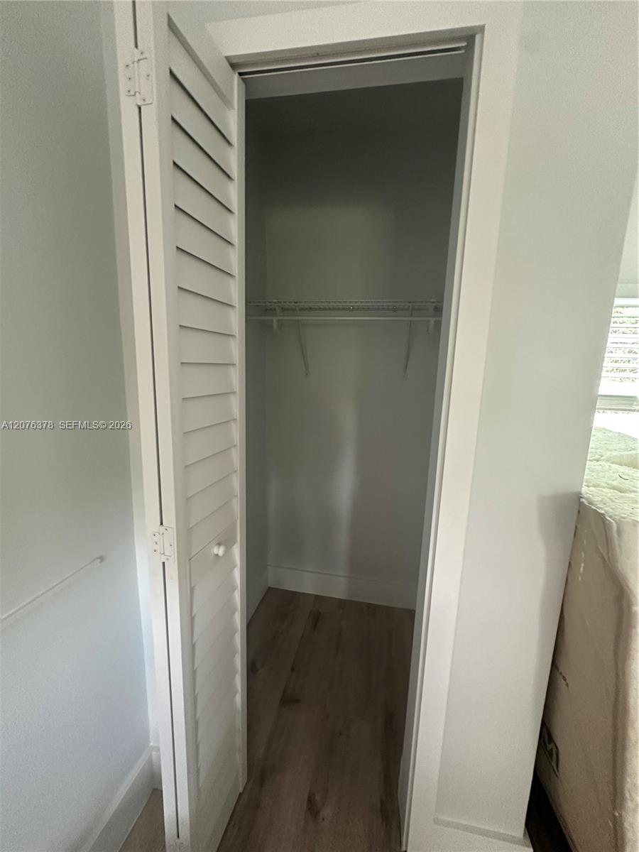 A12076378 Property Photo 10