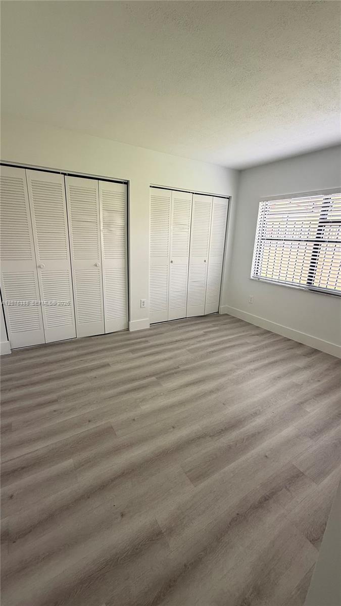 2750 W 63rd Place 12-24 Property Photo 6