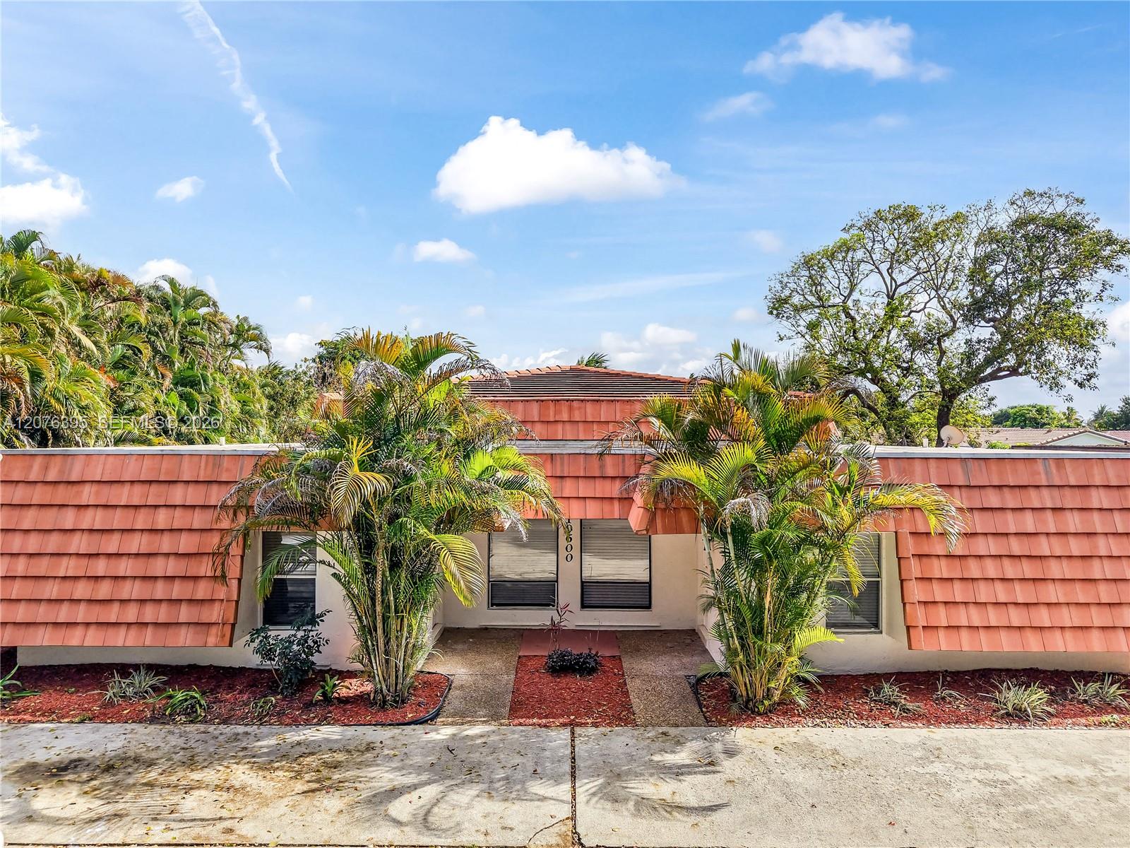 10600 Nw 45th Street Property Photo 3