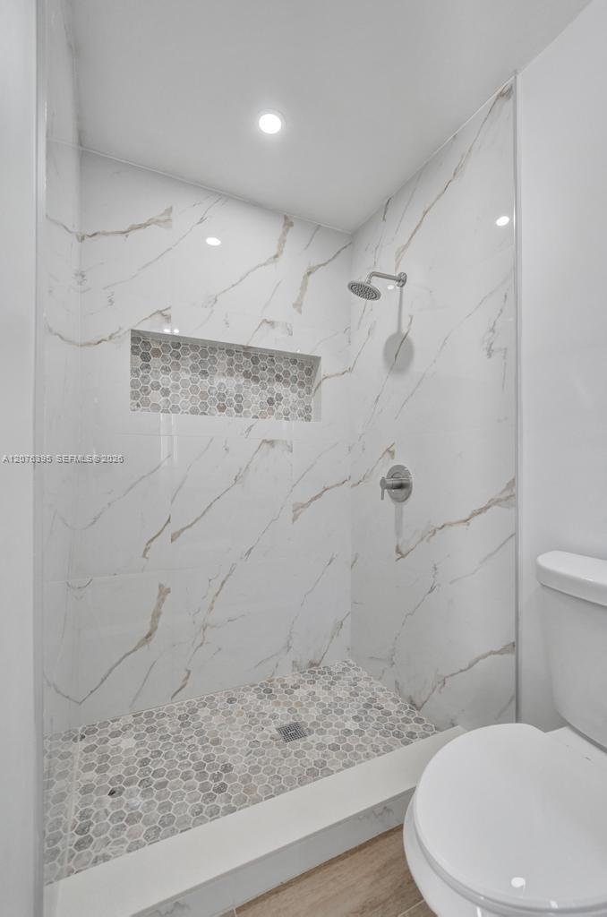 10600 Nw 45th Street Property Photo 36