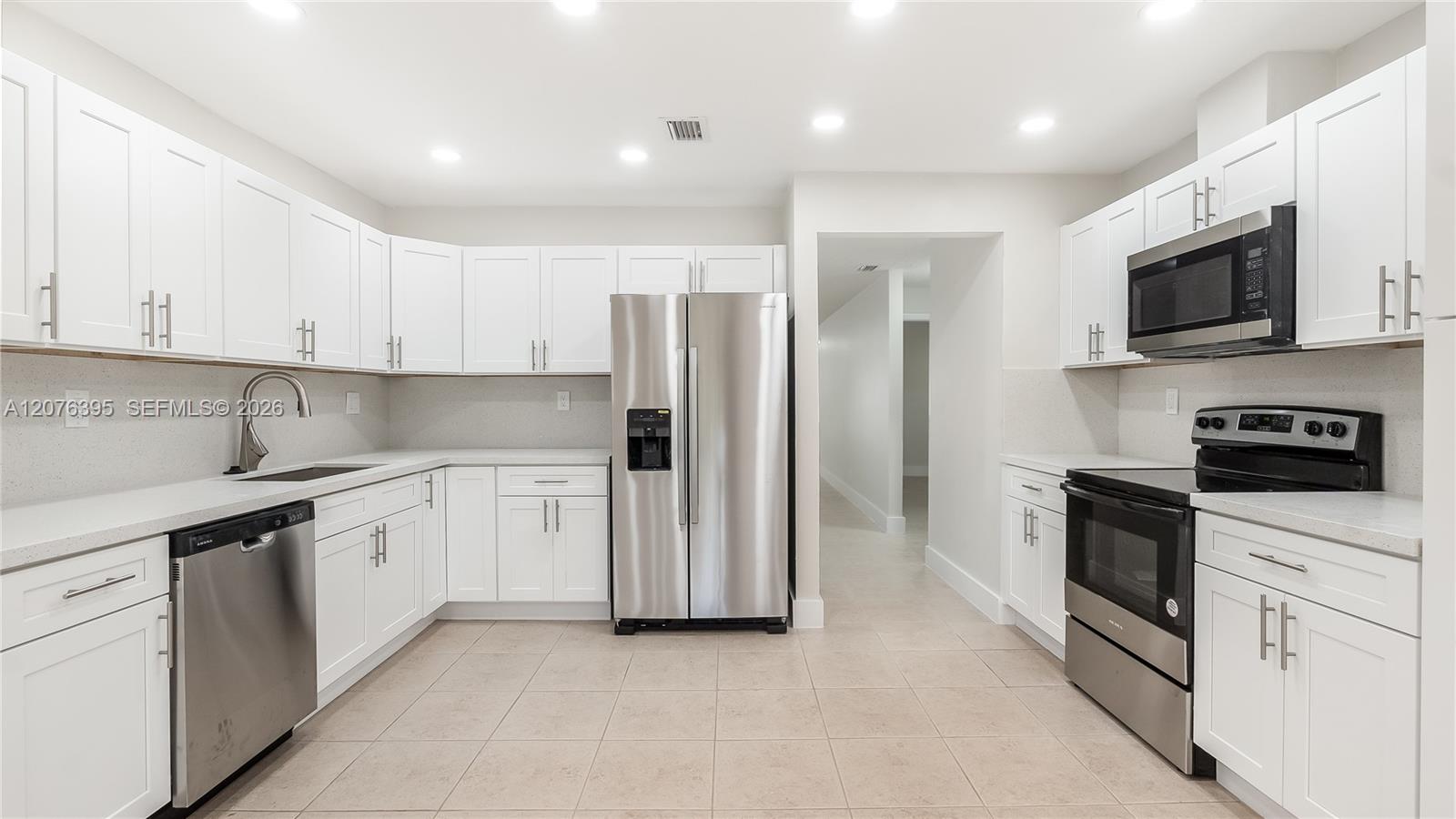 10600 Nw 45th Street Property Photo 57