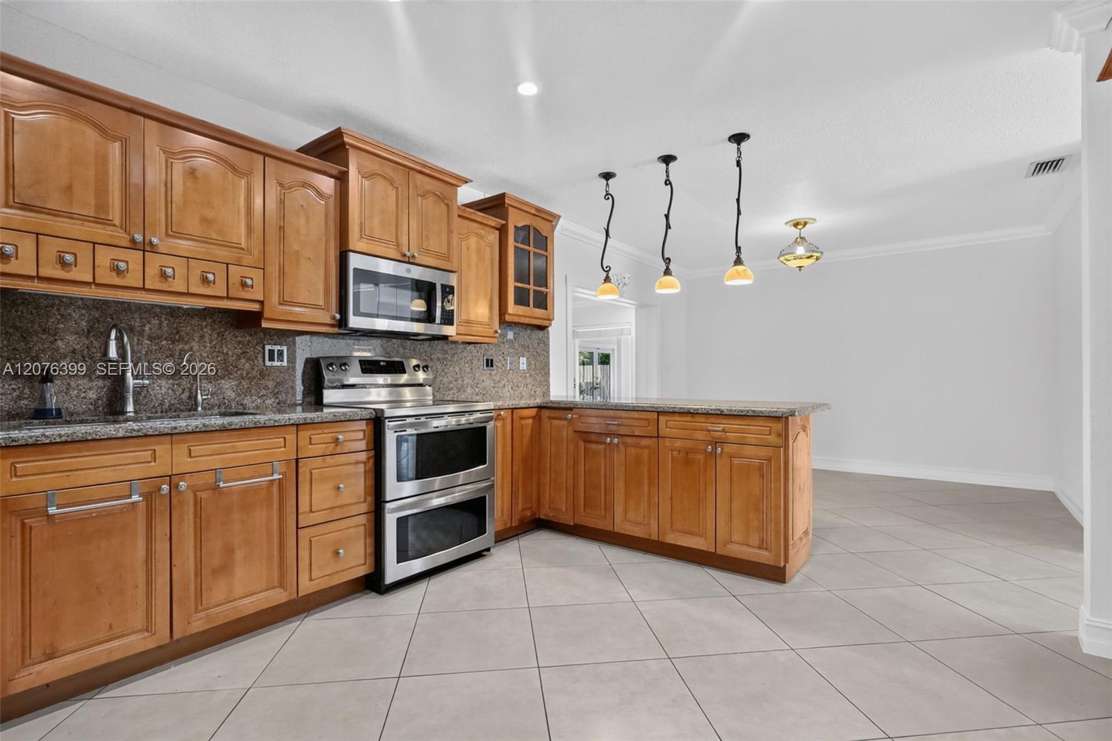 8936 Sw 11th Street Property Photo 26