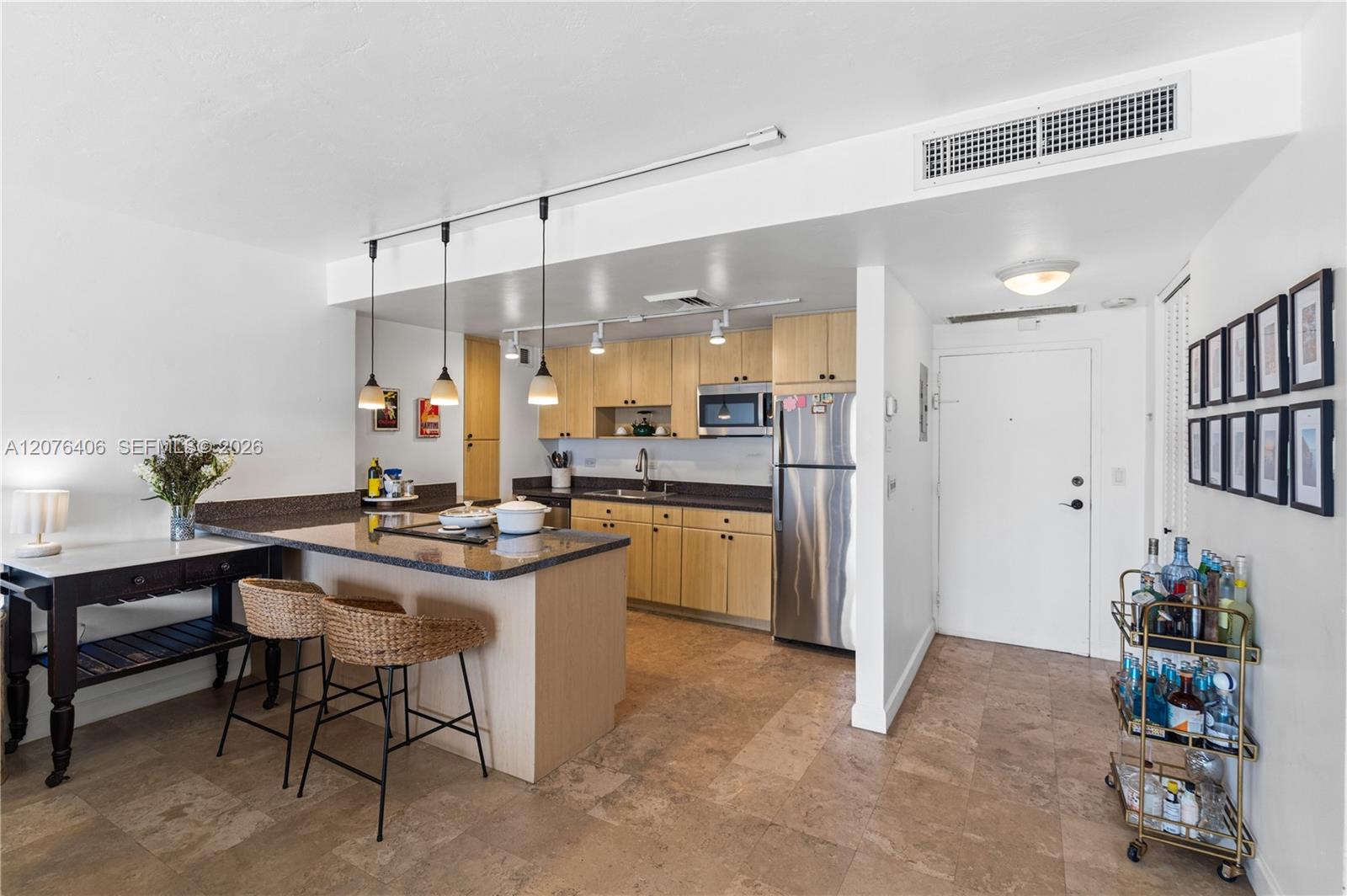 2451 Brickell Avenue 2t Property Photo 9