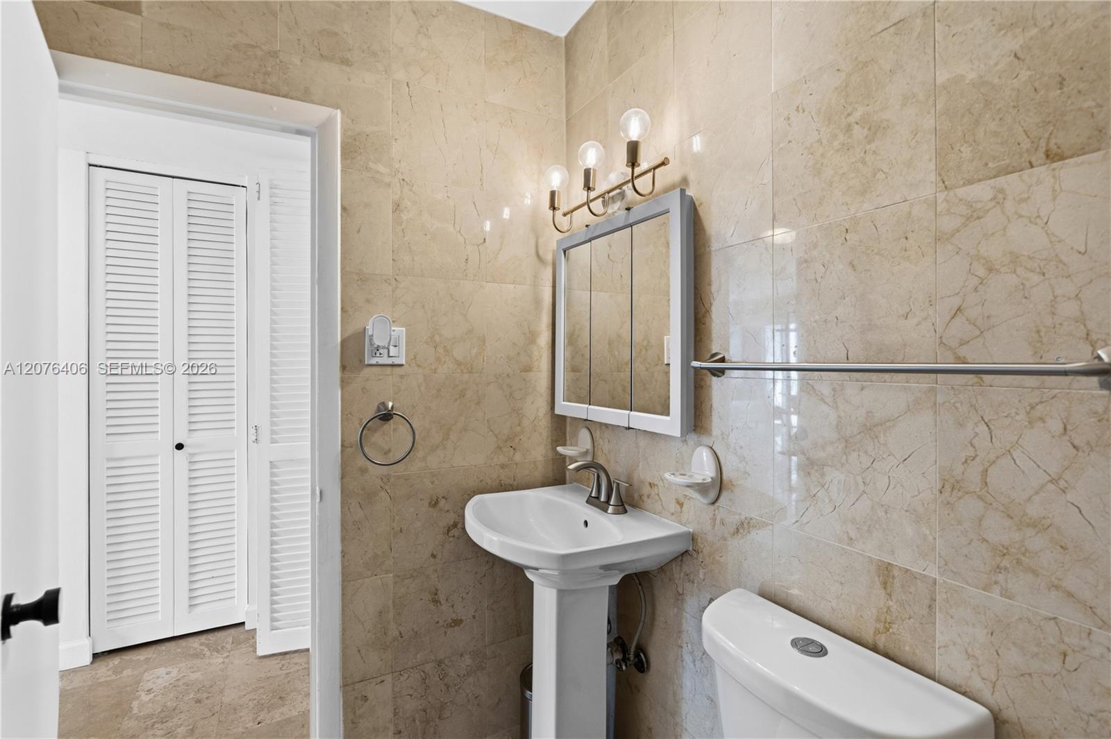 2451 Brickell Avenue 2t Property Photo 21