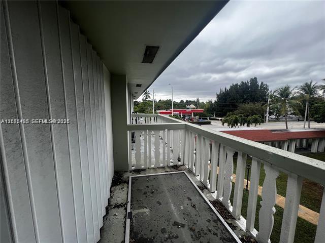 A12076433 Property Photo 4