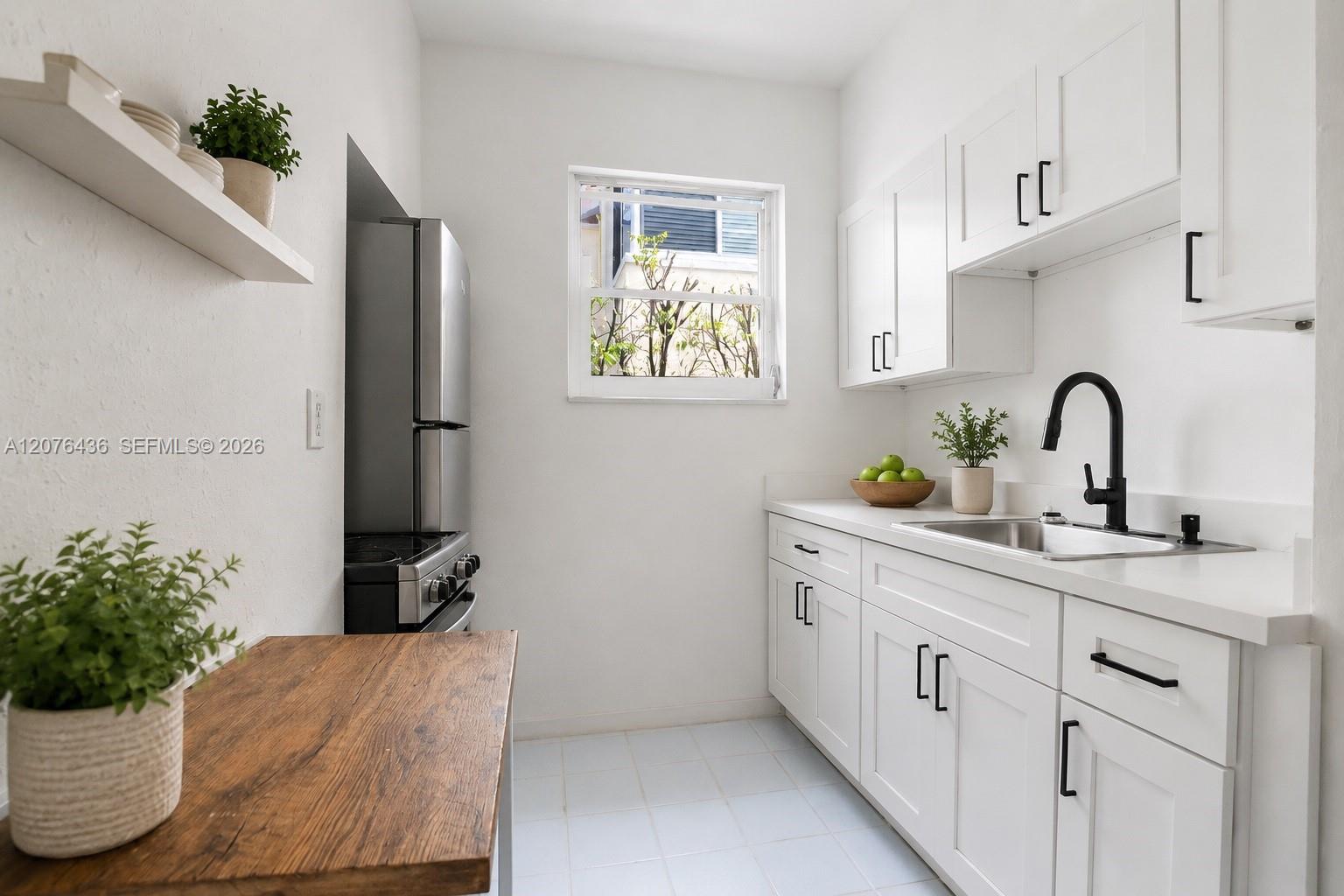 1525 Meridian Avenue 106 Property Photo 8