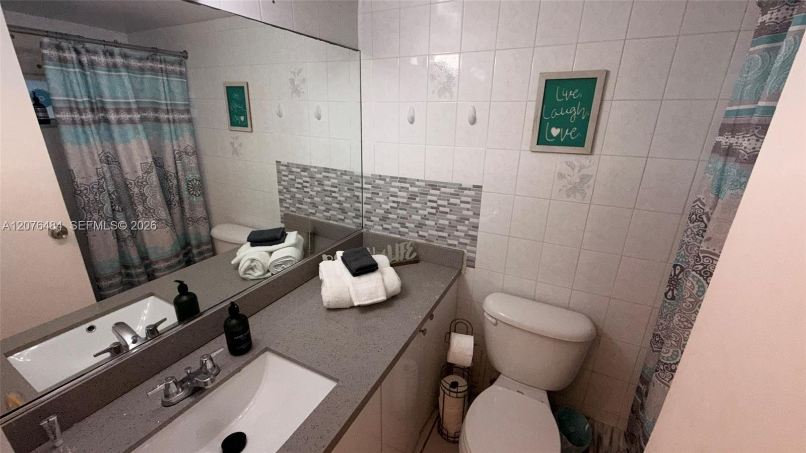 7904 West Drive 107 Property Photo 4