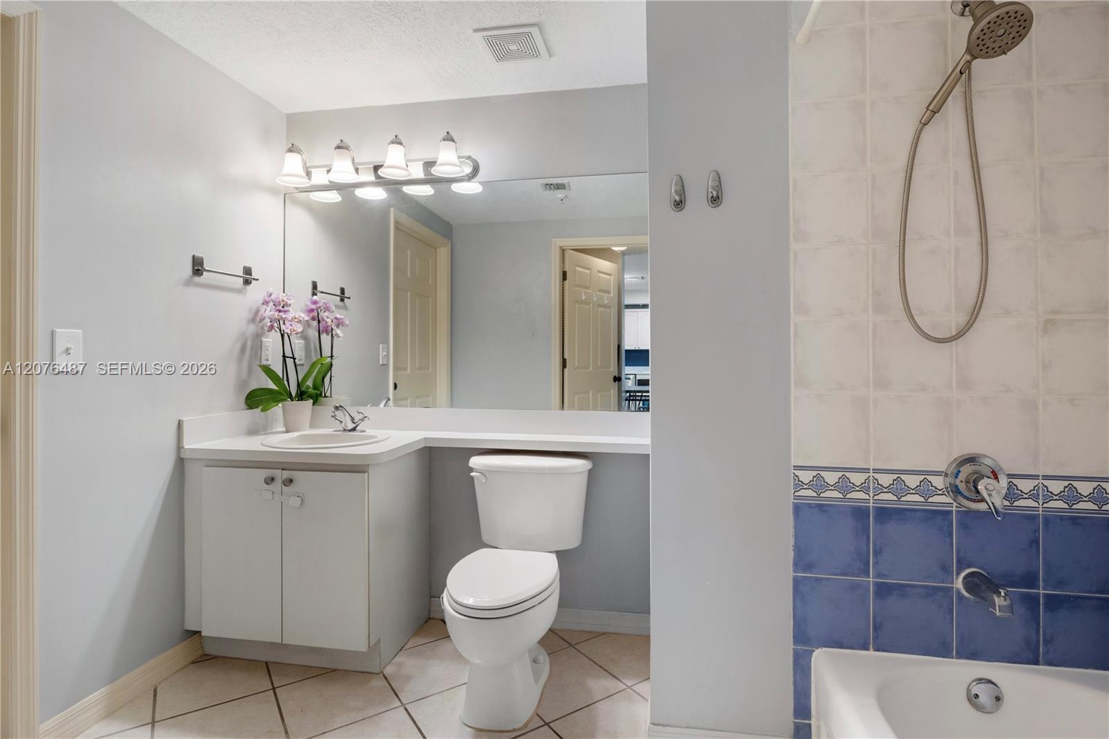 3500 Coral Way 1404 Property Photo 10