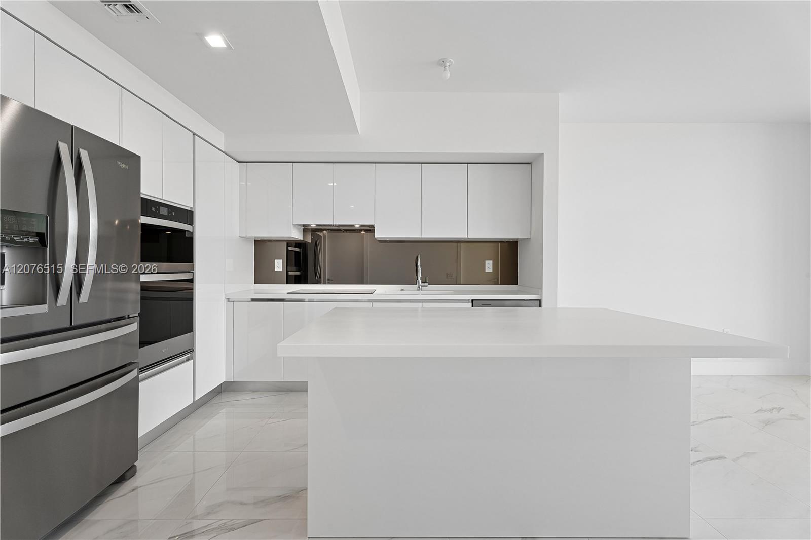 1170 E Hallandale Beach Boulevard 304 Property Photo 38