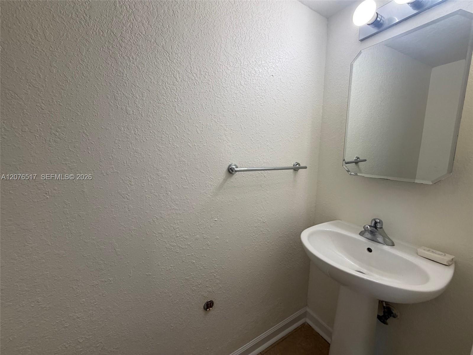 8950 Sw 69th Court 220 Property Photo 14