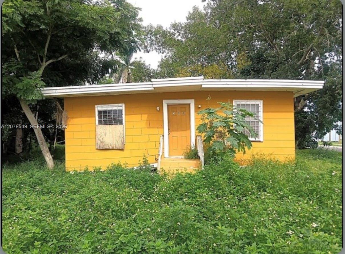 398 Cypress Avenue