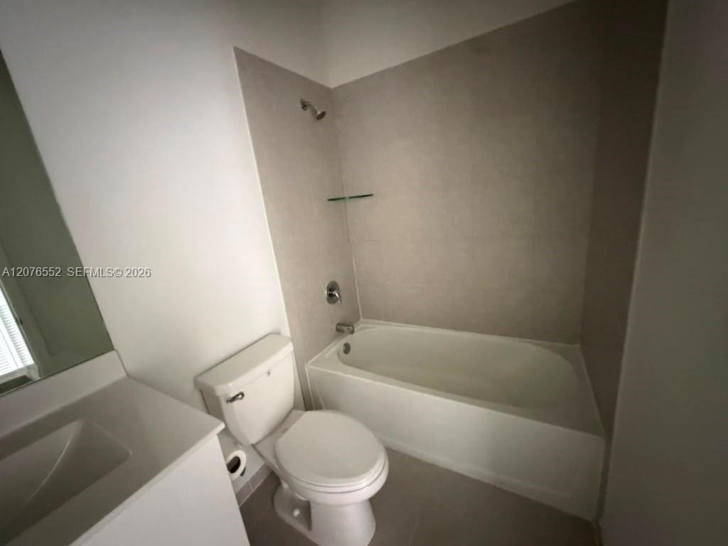 519 Ne 208th Terrace Property Photo 18