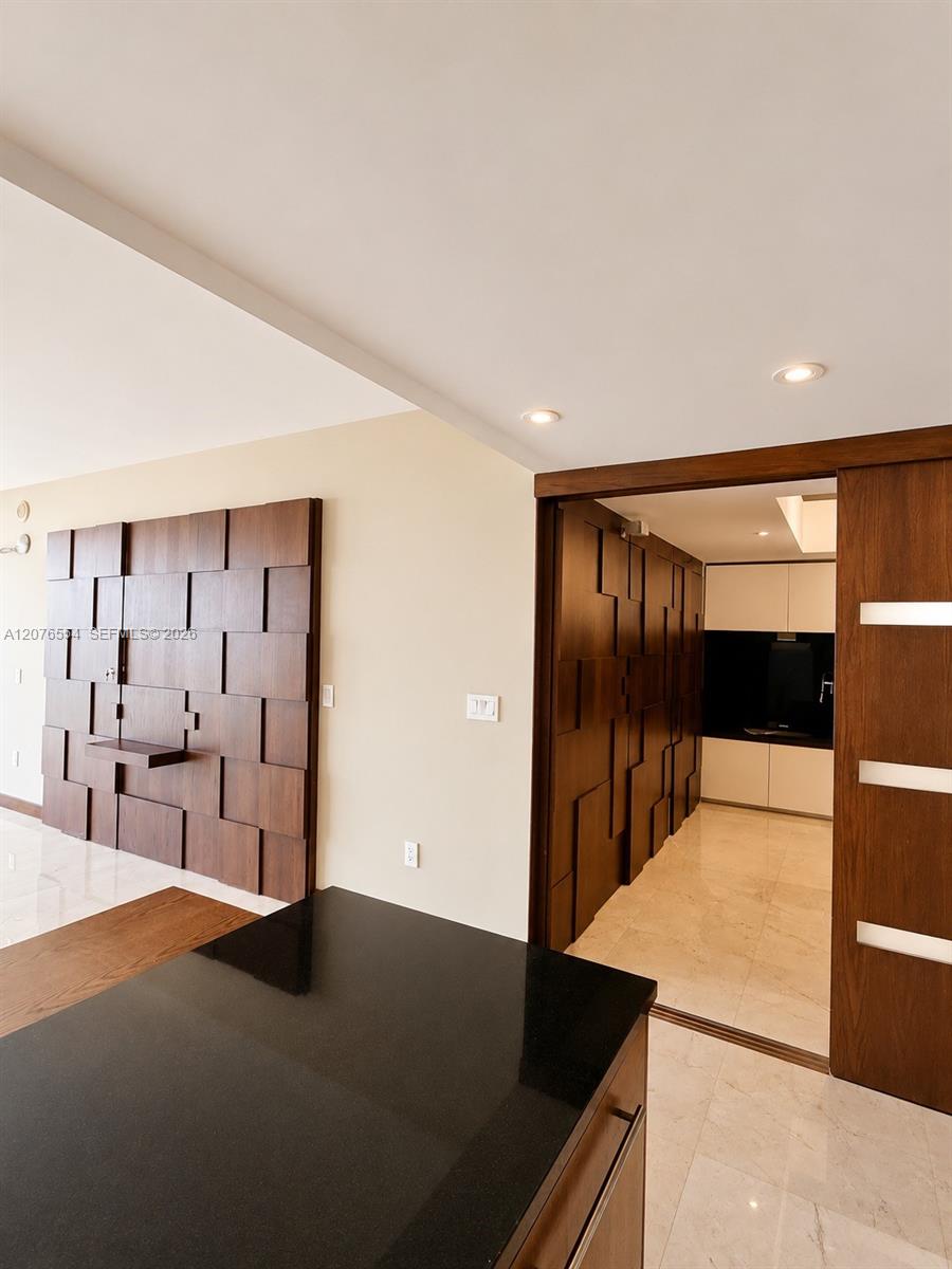 465 Brickell Avenue 5605 Property Photo 10