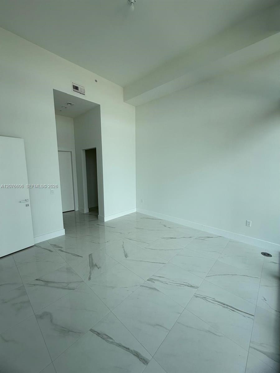 1170 E Hallandale Beach Boulevard 607 Property Photo 8
