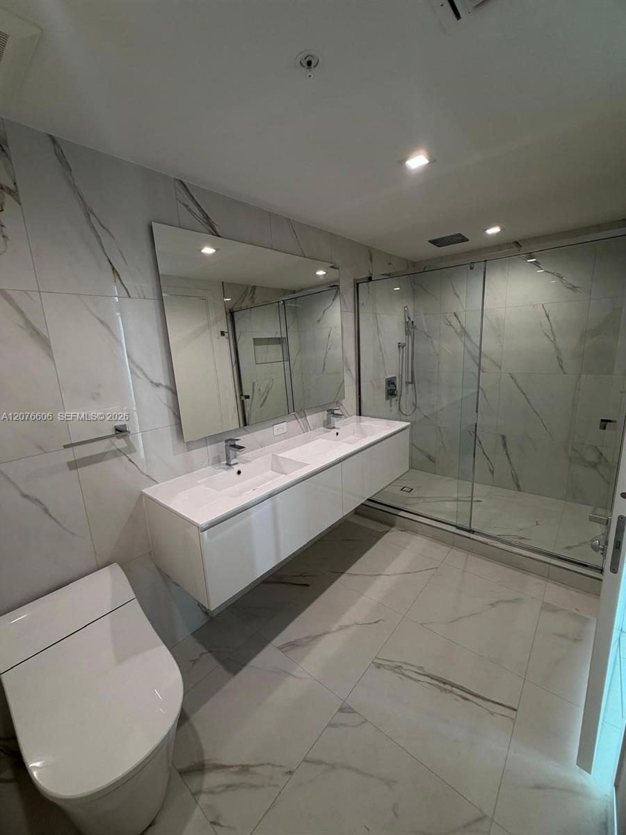 1170 E Hallandale Beach Boulevard 607 Property Photo 11