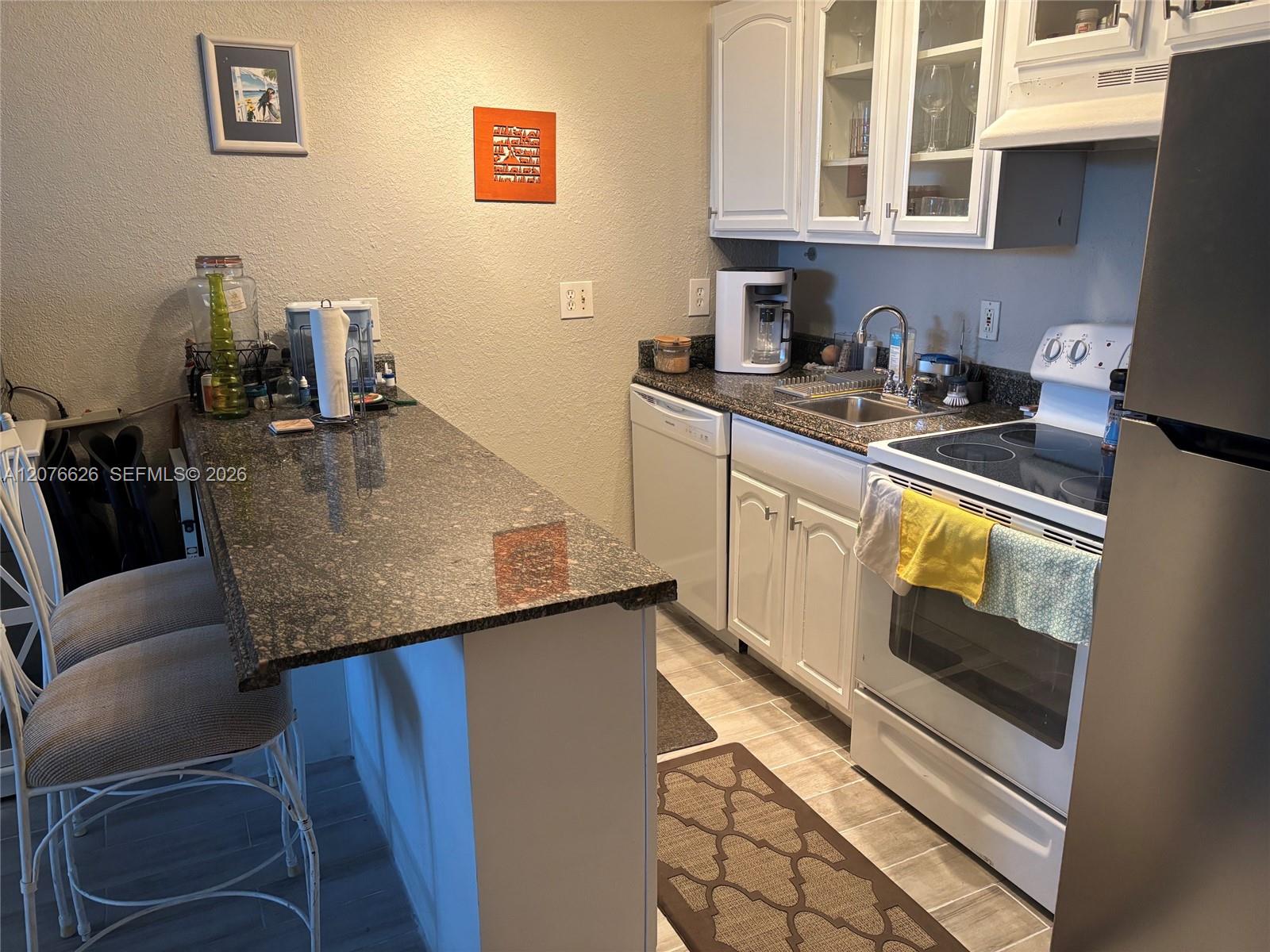 A12076626 Property Photo 11