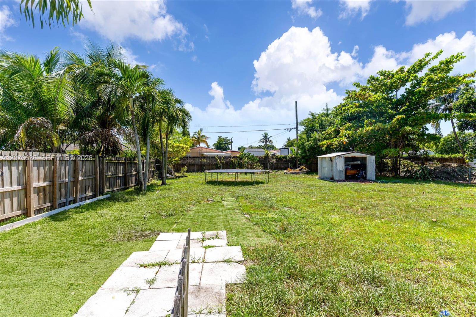 A12076636 Property Photo 9