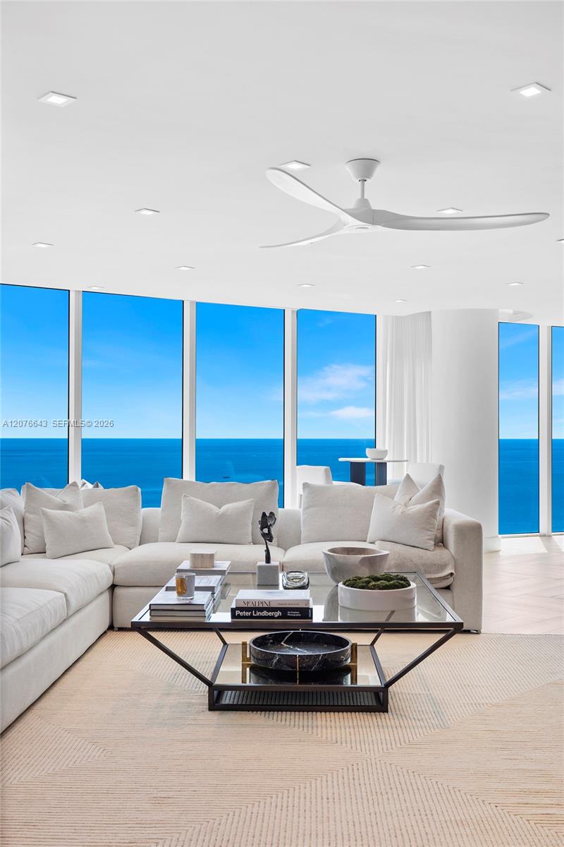 2711 S Ocean Drive 1502 Property Photo 10