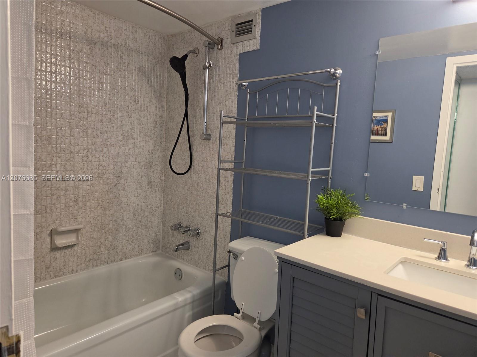 501 Three Islands Boulevard 209 Property Photo 9