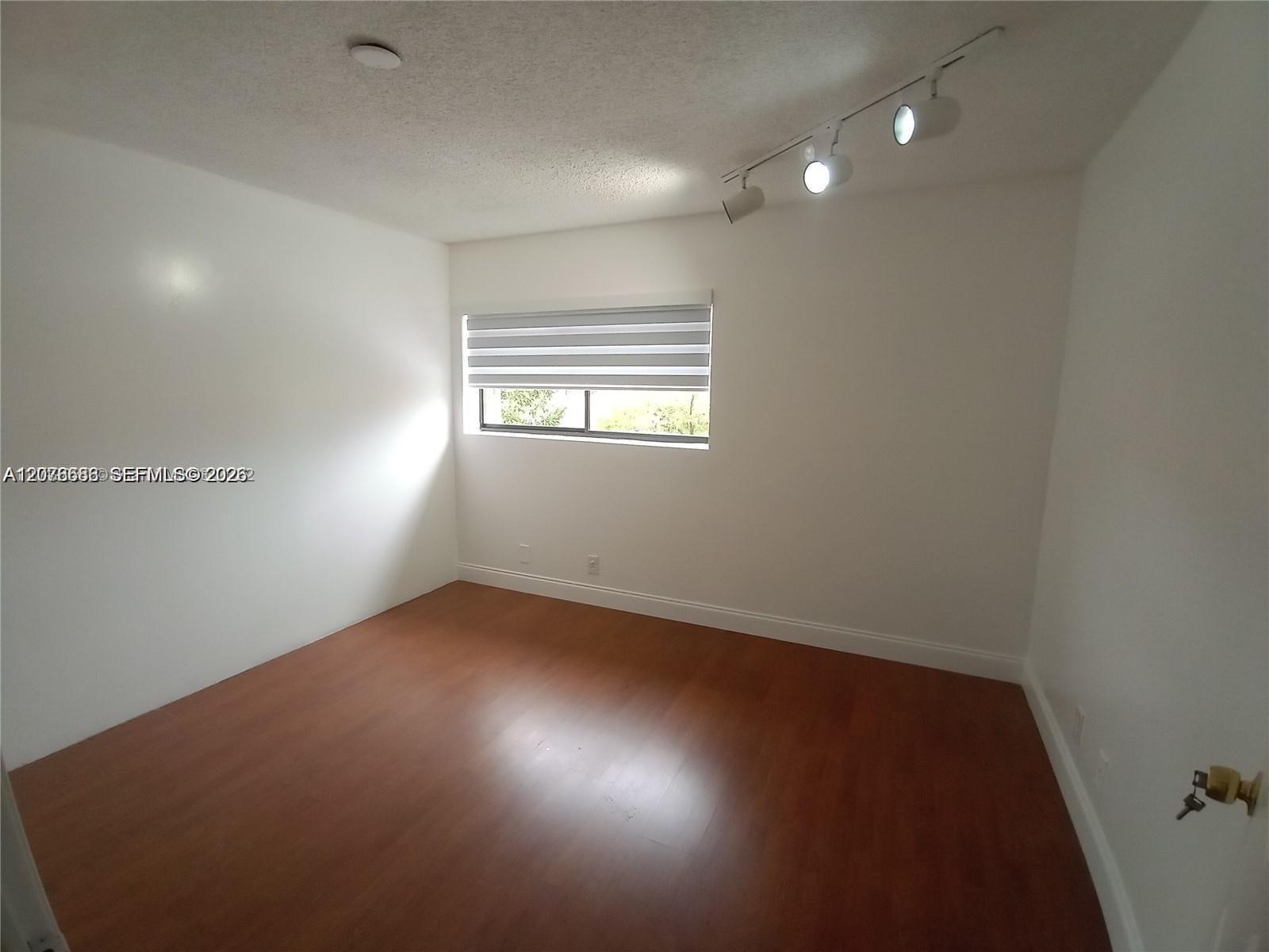 6533 Nw 170th Lane 6533 Property Photo 5