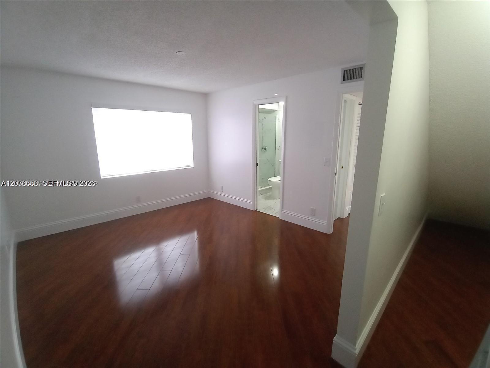 6533 Nw 170th Lane 6533 Property Photo 9