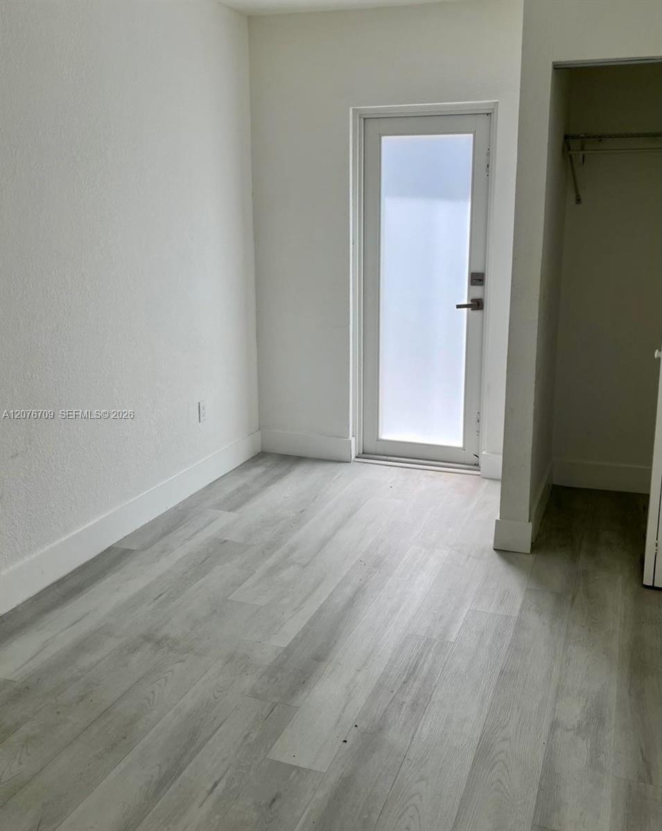 A12076709 Property Photo 5