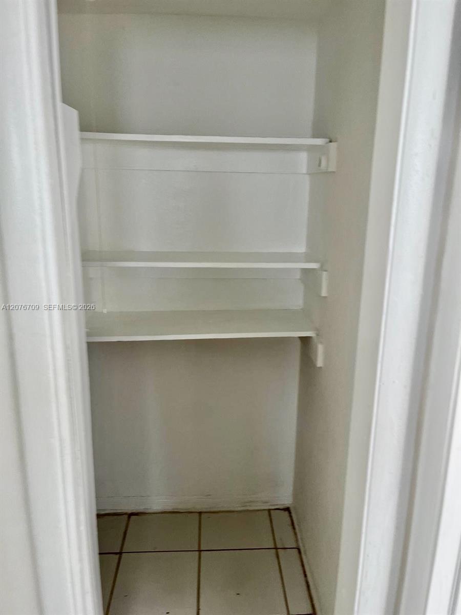 A12076709 Property Photo 7