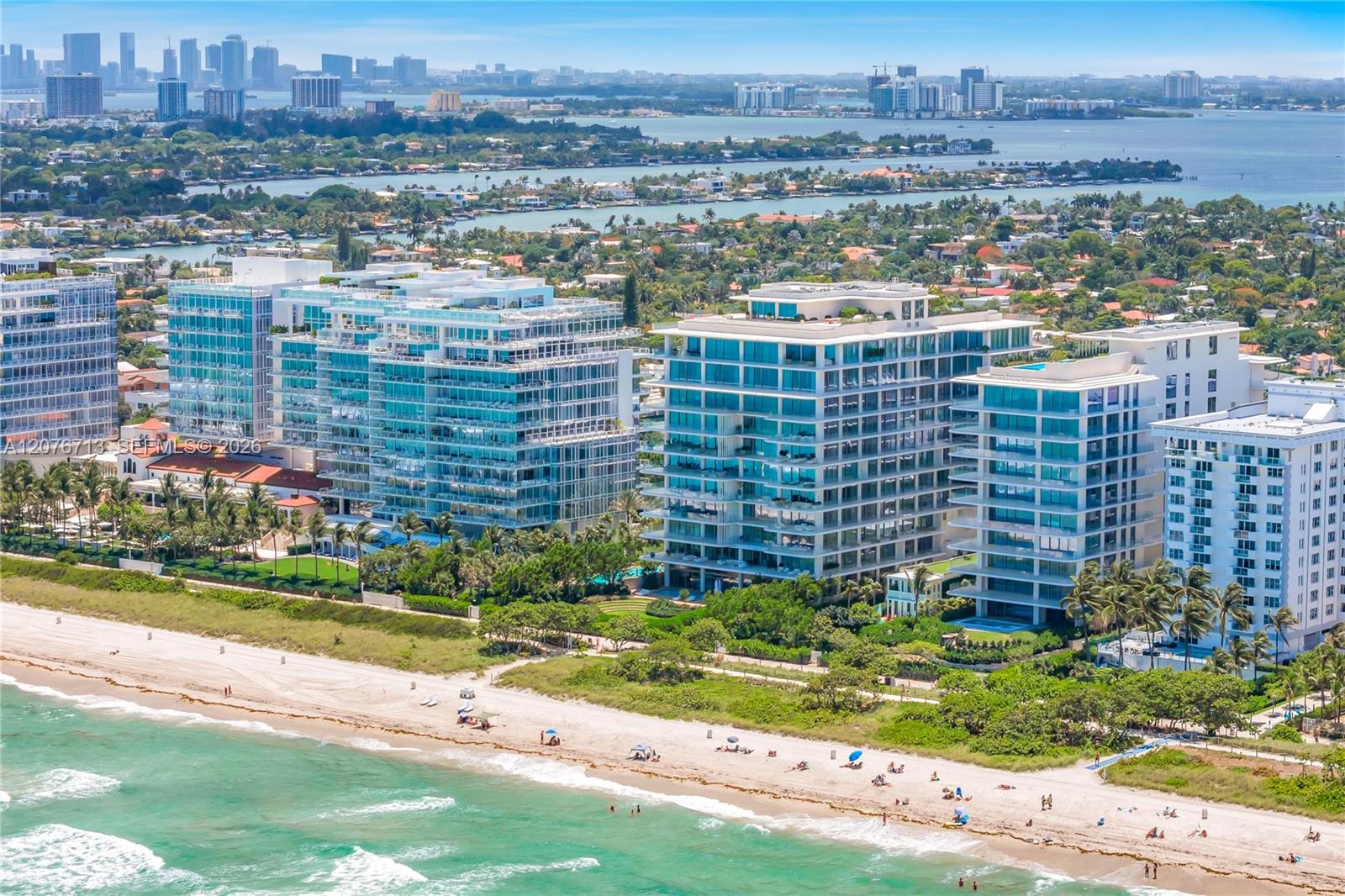 9165 Collins Avenue 701