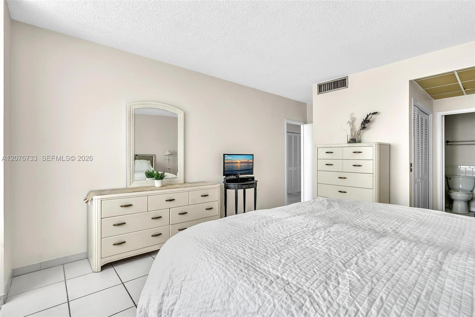 3505 S Ocean Drive 804 Property Photo 22