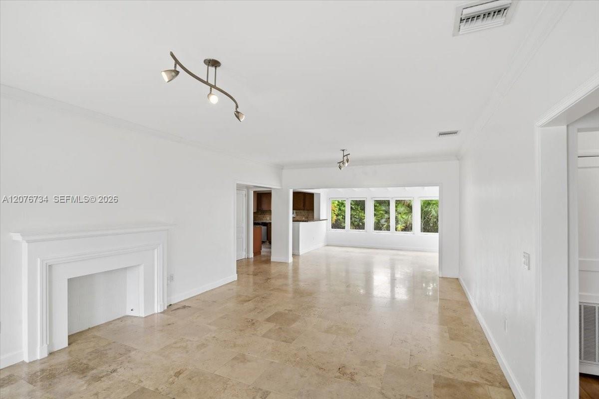 8975 Froude Avenue Property Photo 3