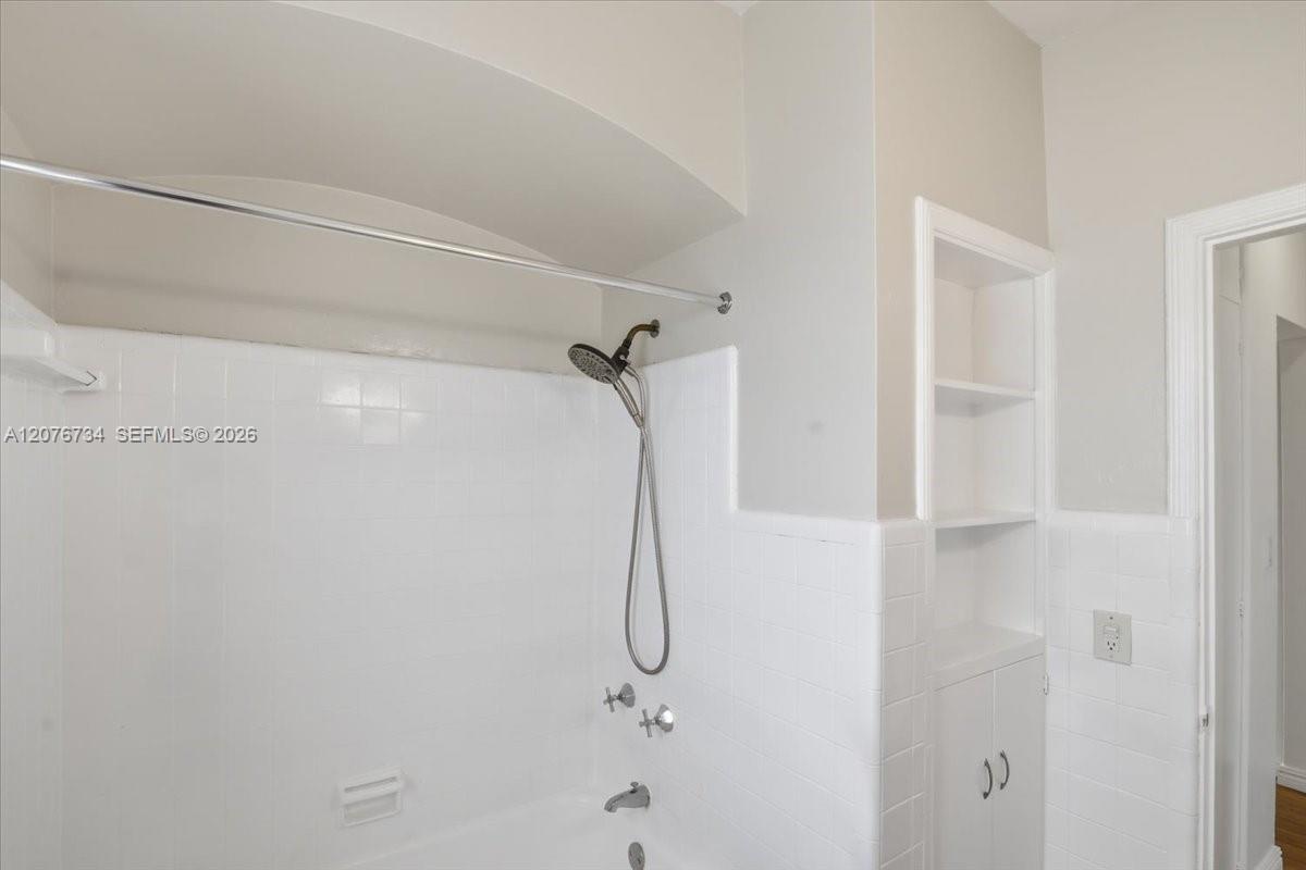 8975 Froude Avenue Property Photo 21