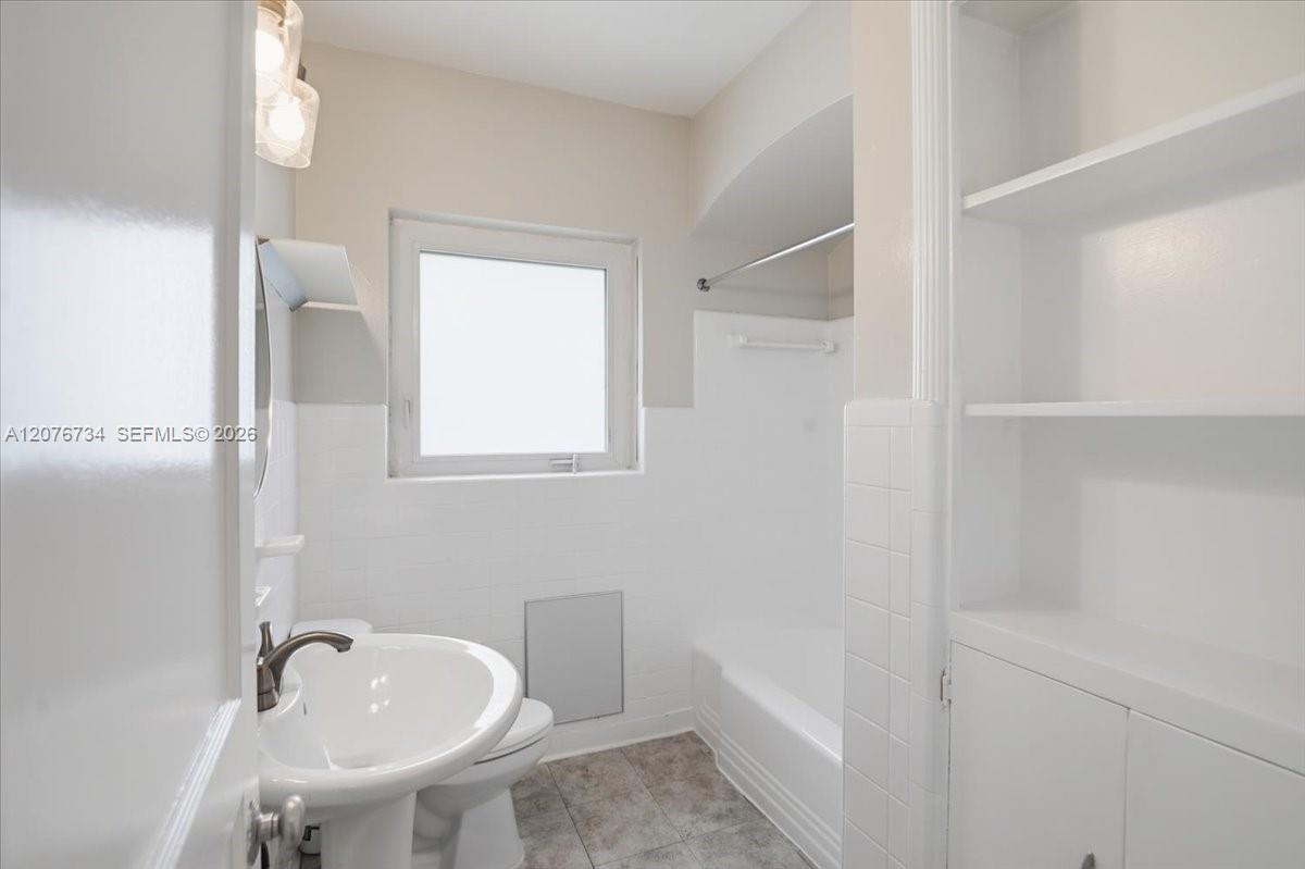 8975 Froude Avenue Property Photo 22