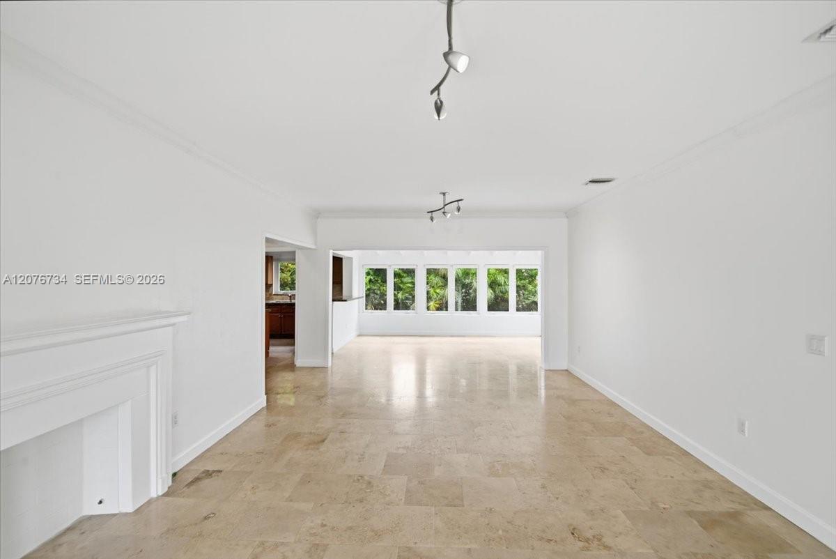 8975 Froude Avenue Property Photo 25