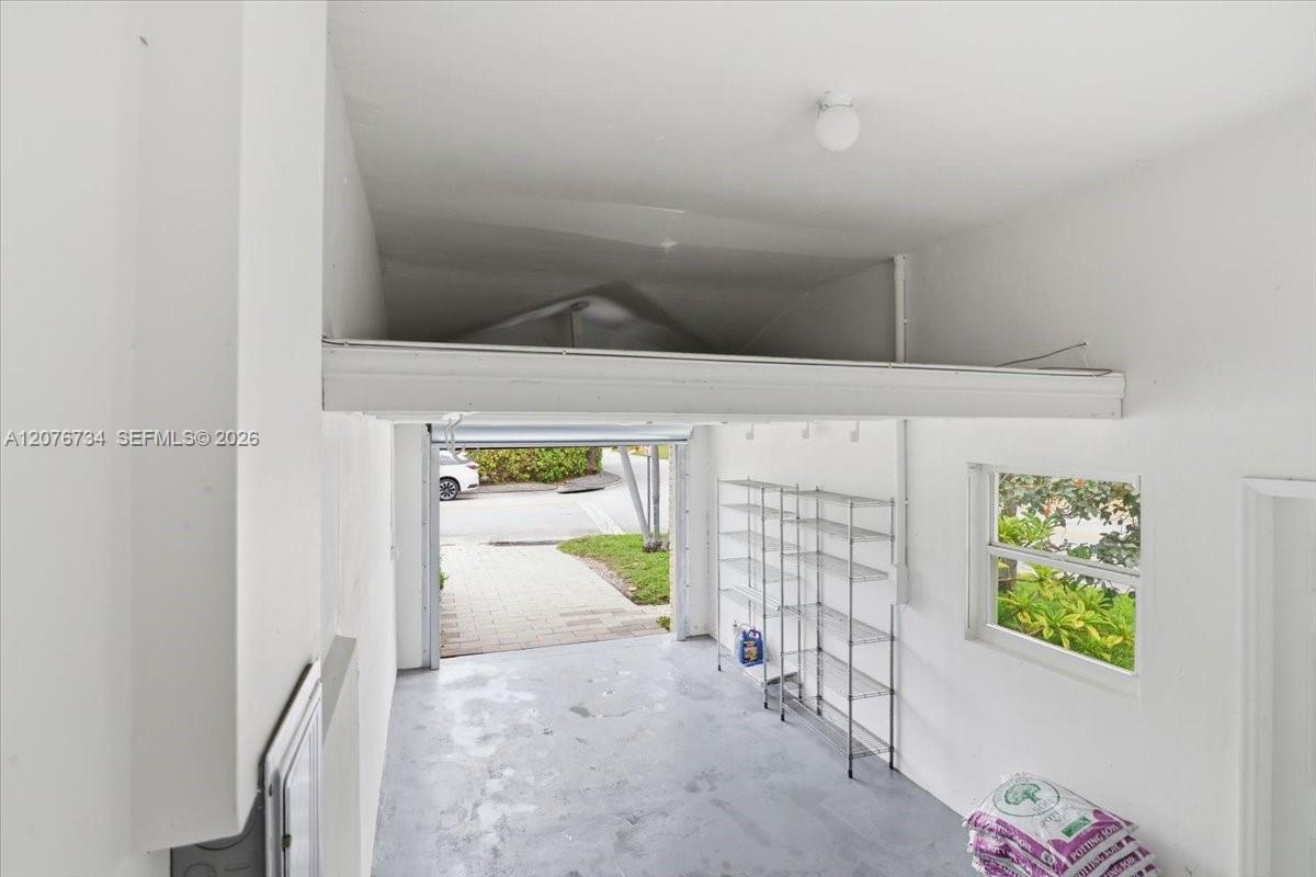 8975 Froude Avenue Property Photo 28