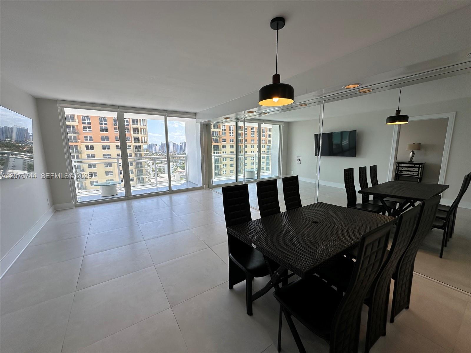 2030 S Ocean Drive 1611 Property Photo 8